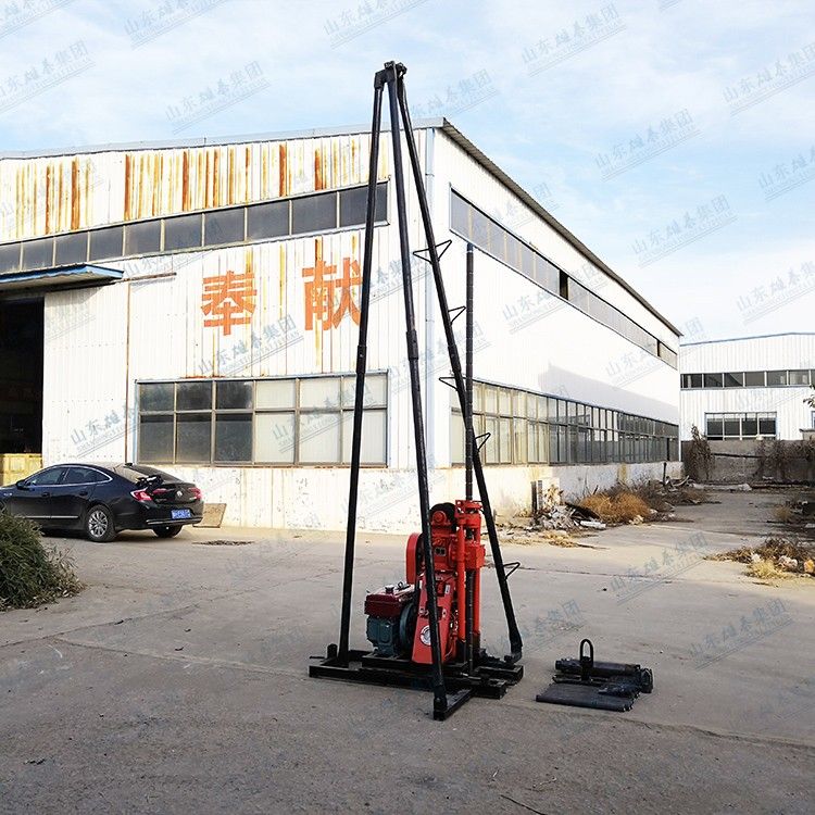 安徽合肥小型鉆機客戶自提我廠50型液壓巖芯鉆機一臺，恭喜吳總